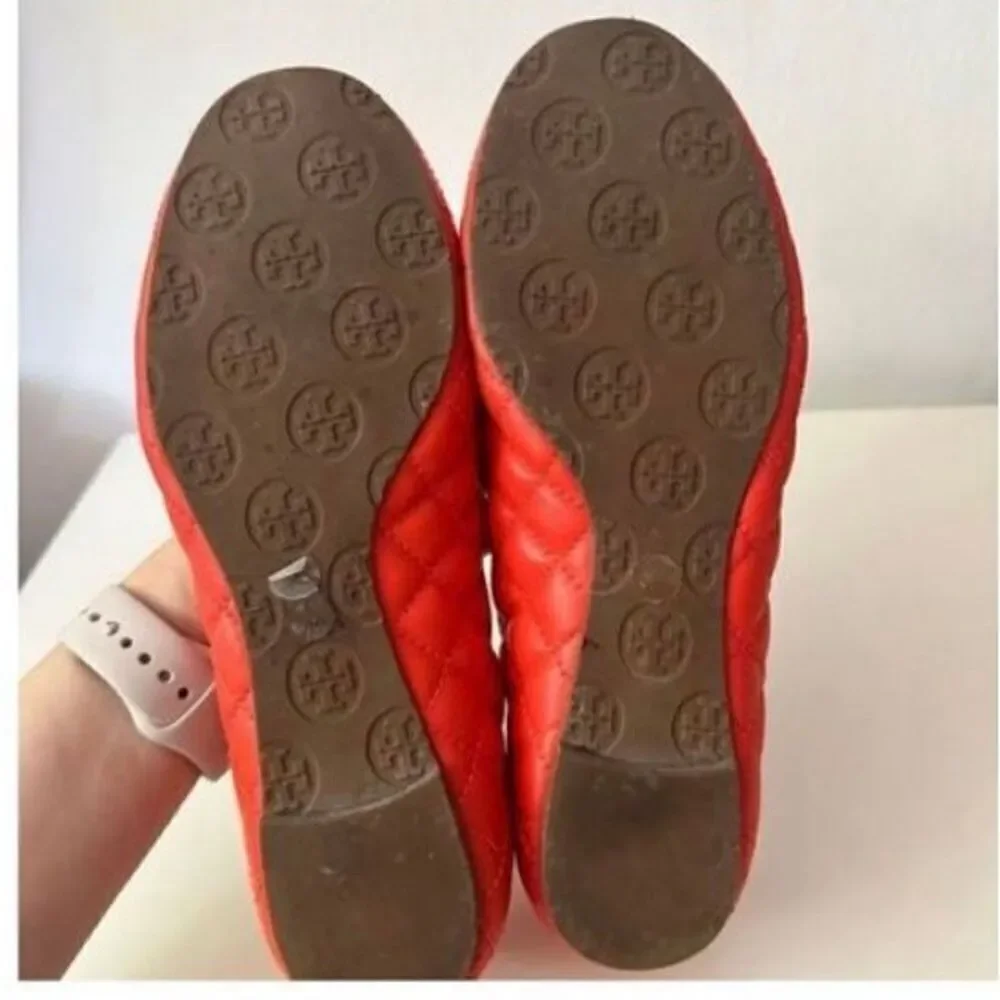 Tory Burch Size 6.5 Minnie Quilted Leather Ballet Flats Orange Gold Logo Travel